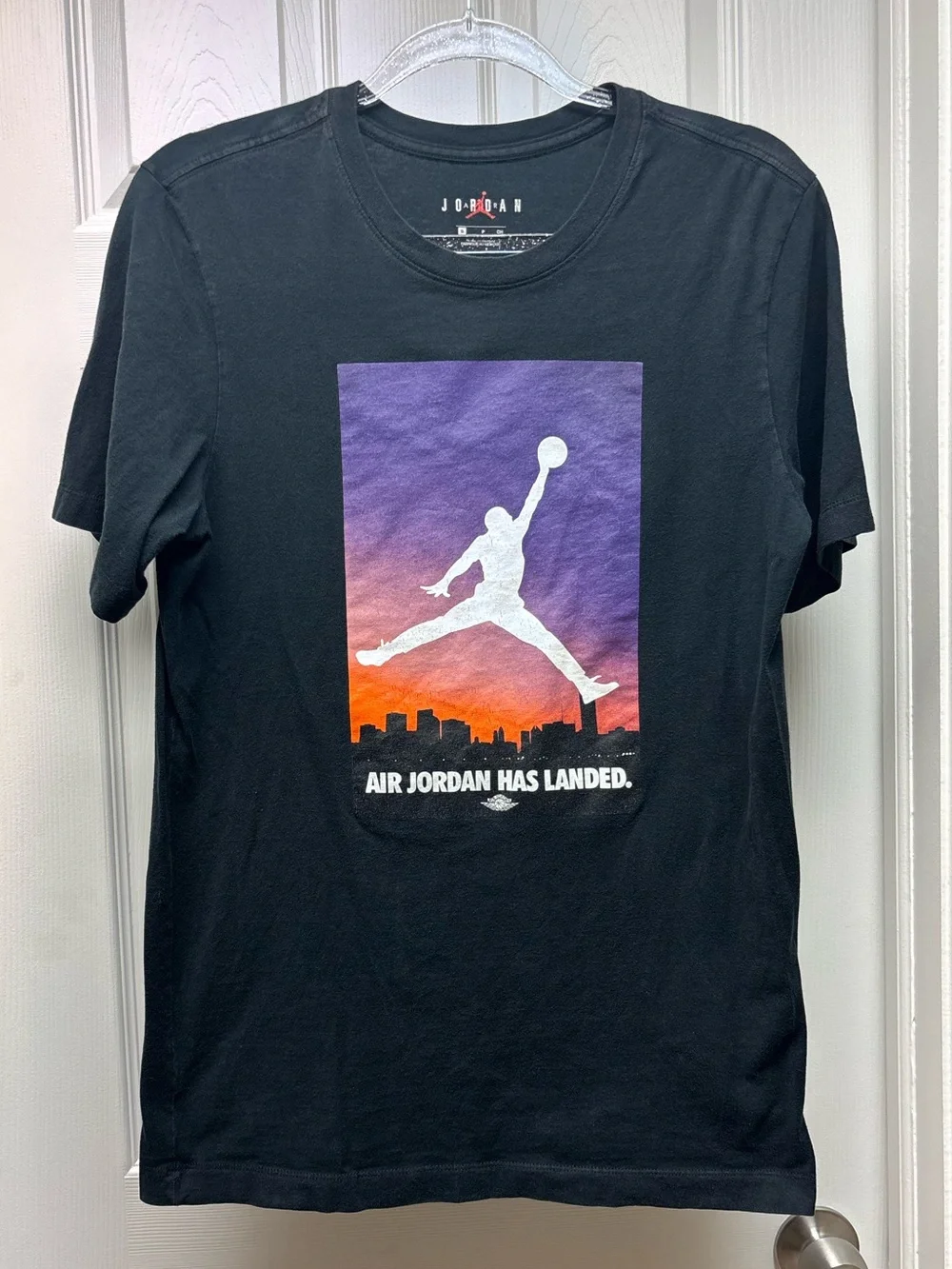 Jordan “Air Jordan Has Landed” Graphic T-Shirt Men’s Small Black 100% Cotton